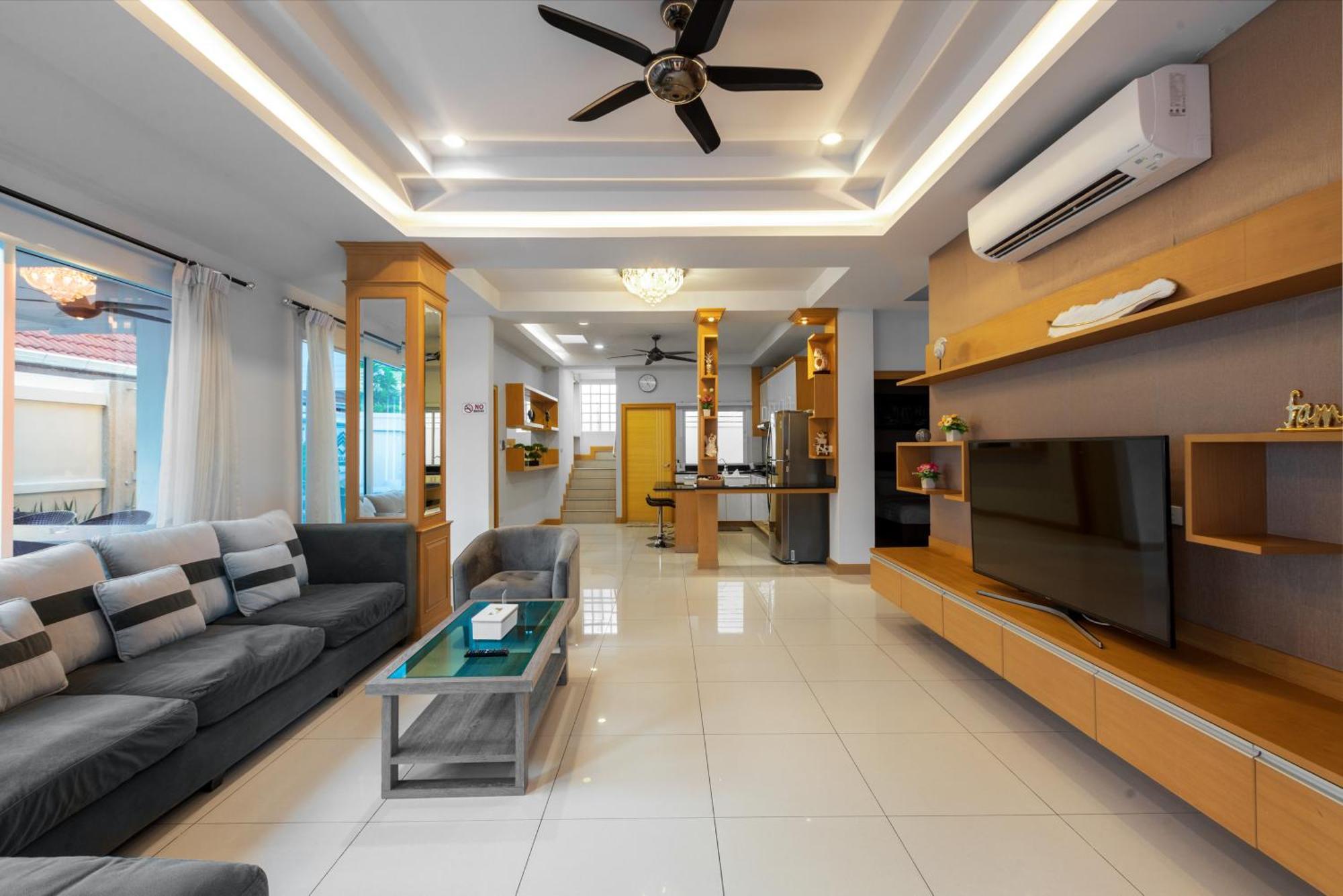 Pattaya Private Villa - Pool,Sauna,Snooker,Bbq Kültér fotó