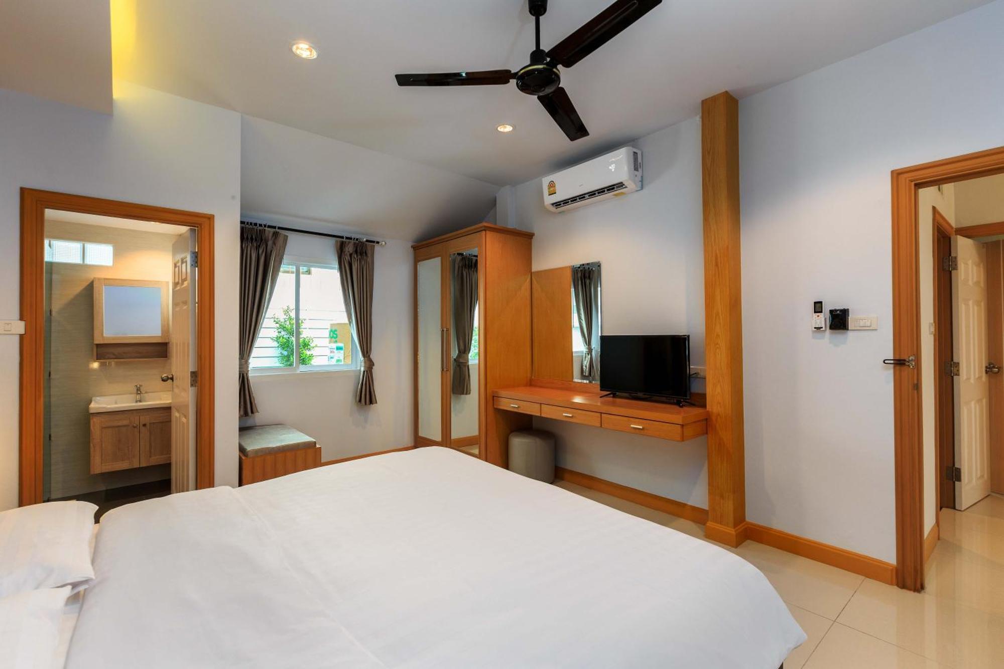Pattaya Private Villa - Pool,Sauna,Snooker,Bbq Kültér fotó