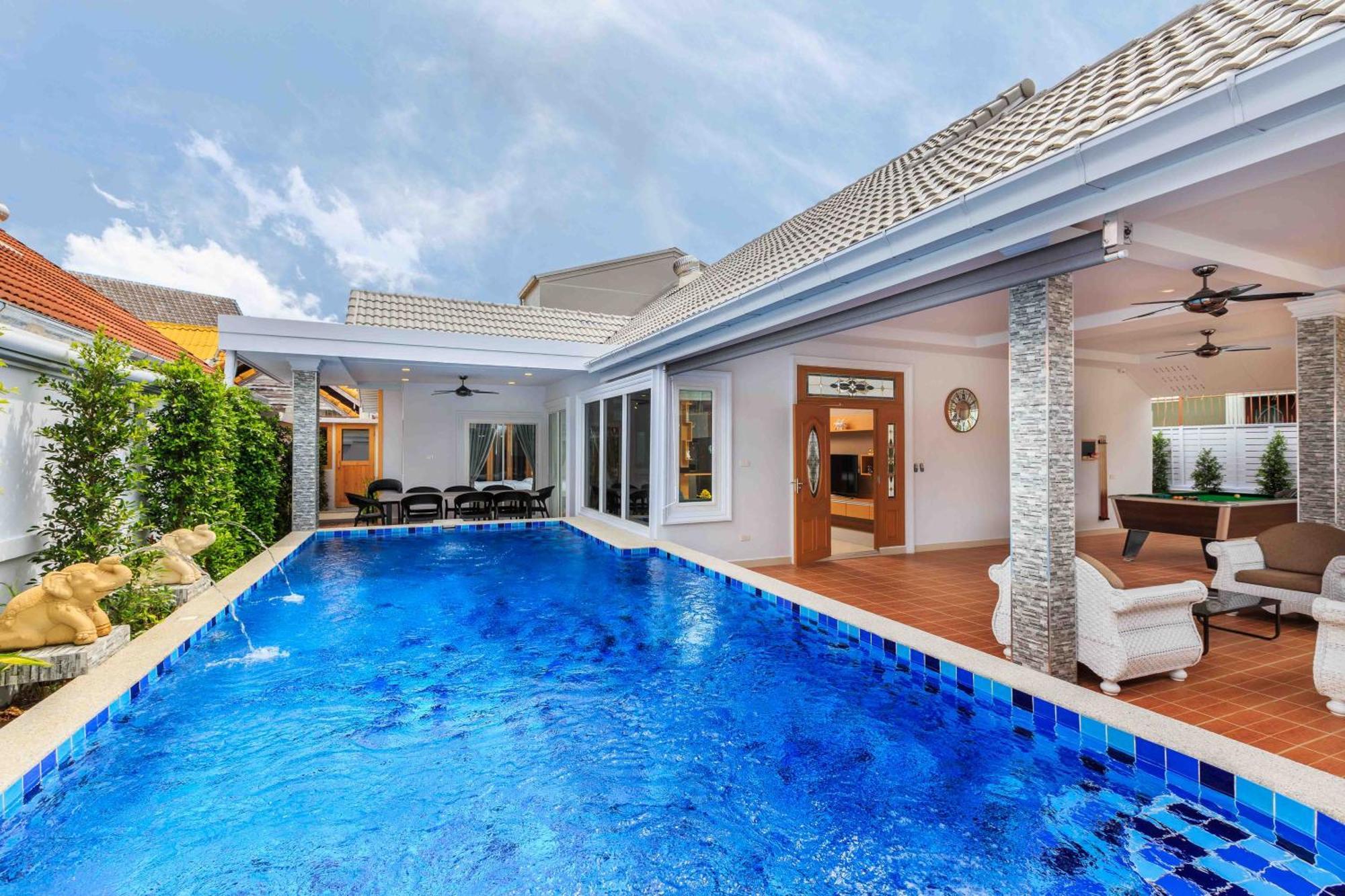 Pattaya Private Villa - Pool,Sauna,Snooker,Bbq Kültér fotó