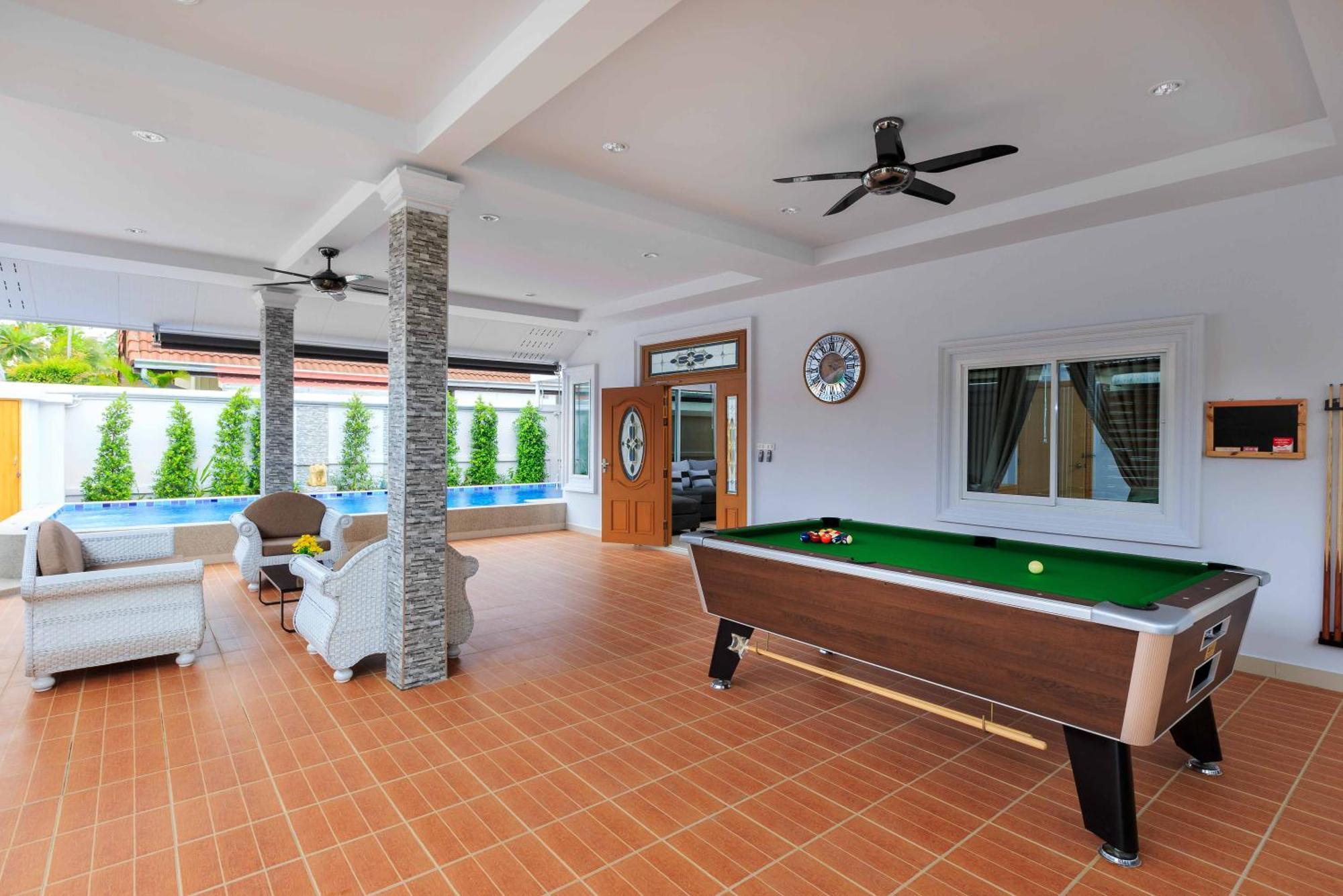Pattaya Private Villa - Pool,Sauna,Snooker,Bbq Kültér fotó
