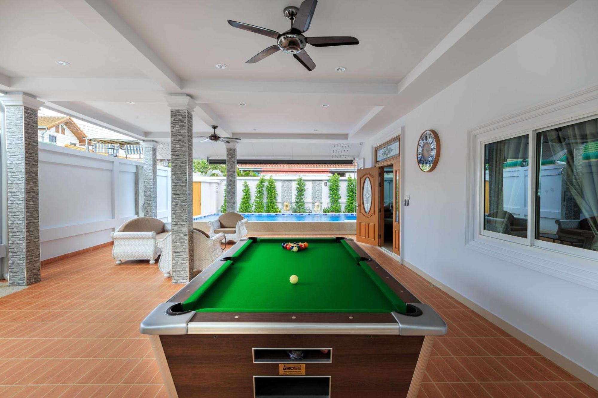 Pattaya Private Villa - Pool,Sauna,Snooker,Bbq Kültér fotó